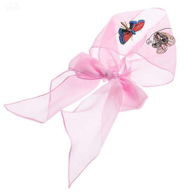 ピンク/蝶の刺繍